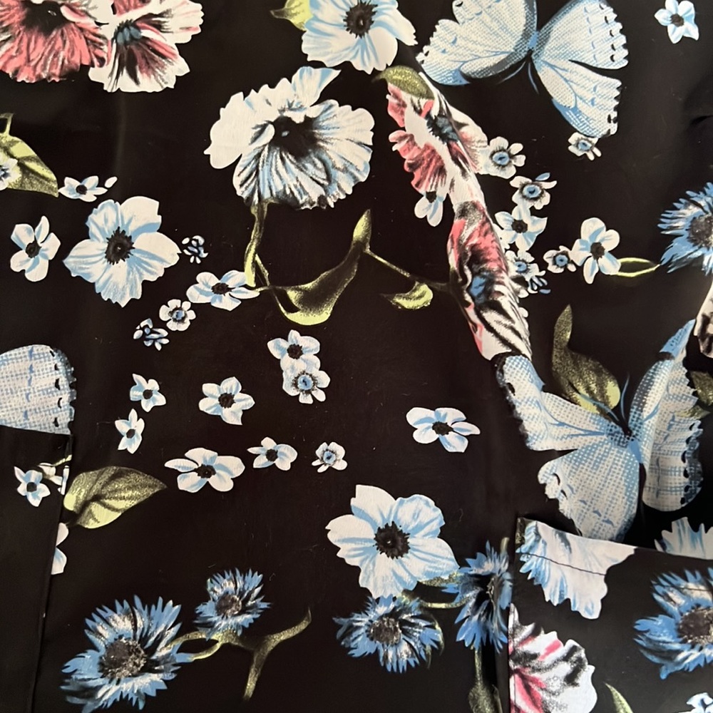 Scrub top - Picture 3 of 3